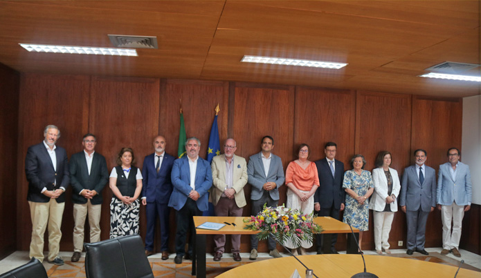 CCDR Alentejo Assina Protocolo Da Escola De Coes o Comiss o De 