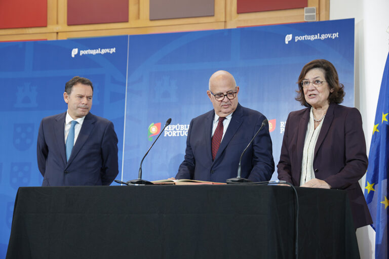 Tomada de Posse dos Presidentes das CCDR em Évora « Comissão de ...