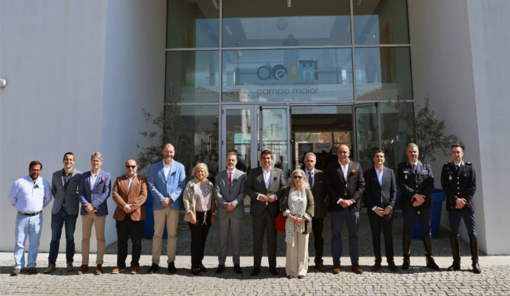 Inaugurado o Centro Tecnológico Especializado de Informática na Esco