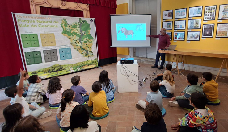CCDR Alentejo participou na Feira do Livro de Évora